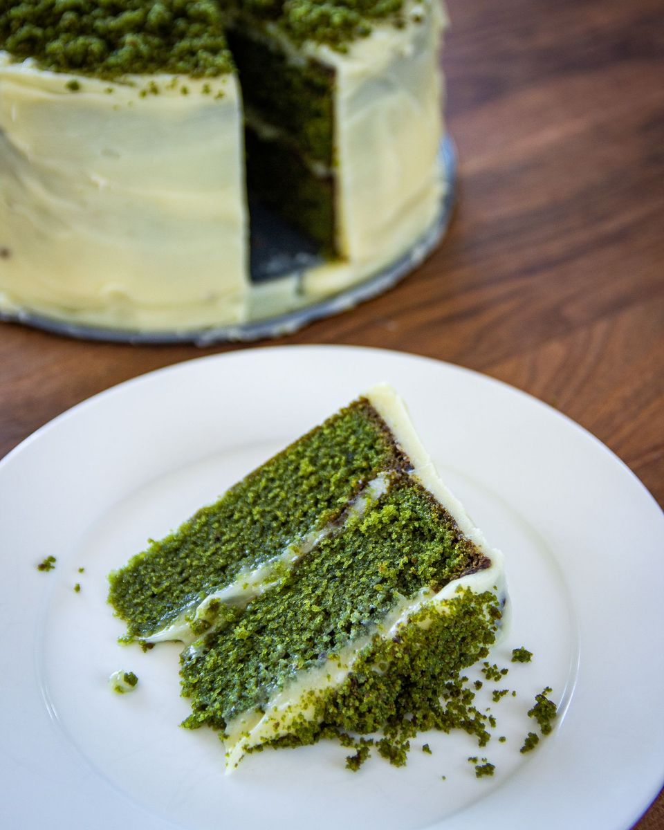 Green velvet cake